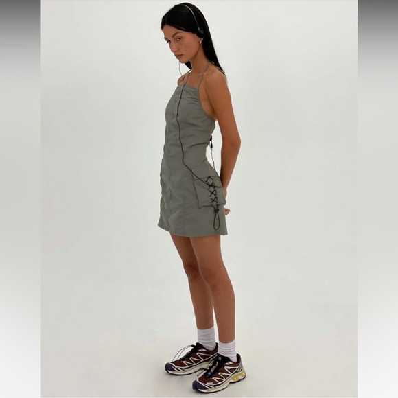 NWT Motel X Jacquie Schmidt bungee cord cargo pocket Mini halter tie neck dress - Picture 7 of 16